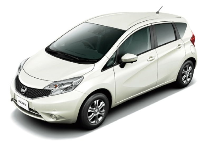 [免責込] 5人乗り日産ノート（チャイルドシート1台無料、ETC、バックカメラ、ナビ）