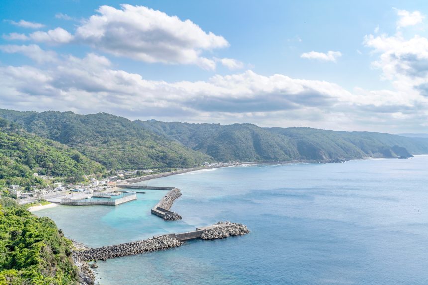 카야우치반타에서 내려다본 항구