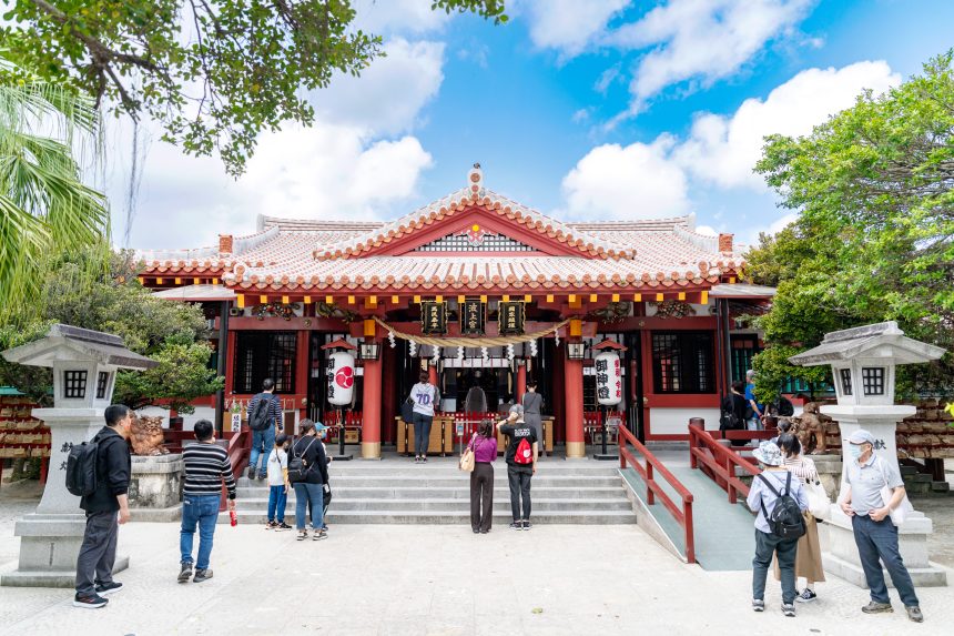 오키나와 나미노우에 궁 신사