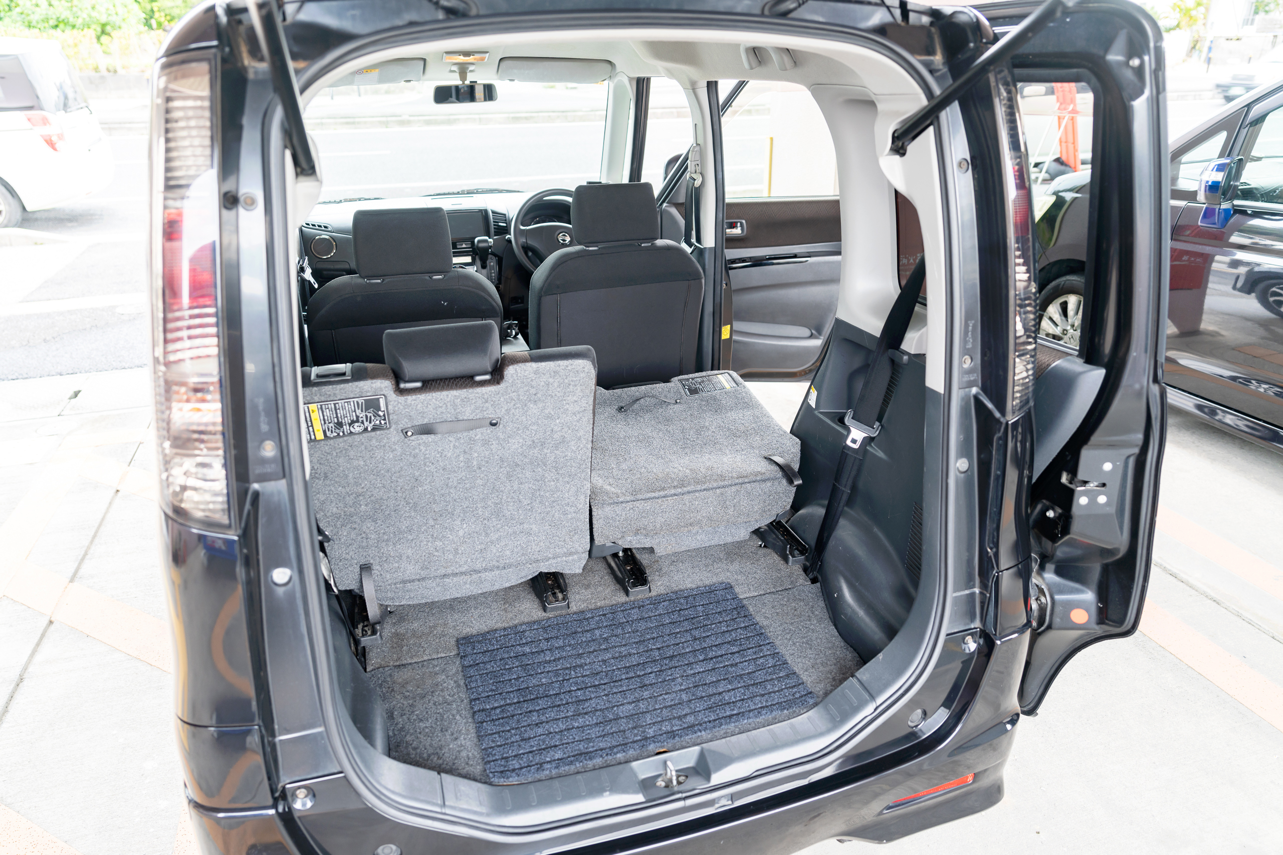 오키나와 렌트카 트렁크