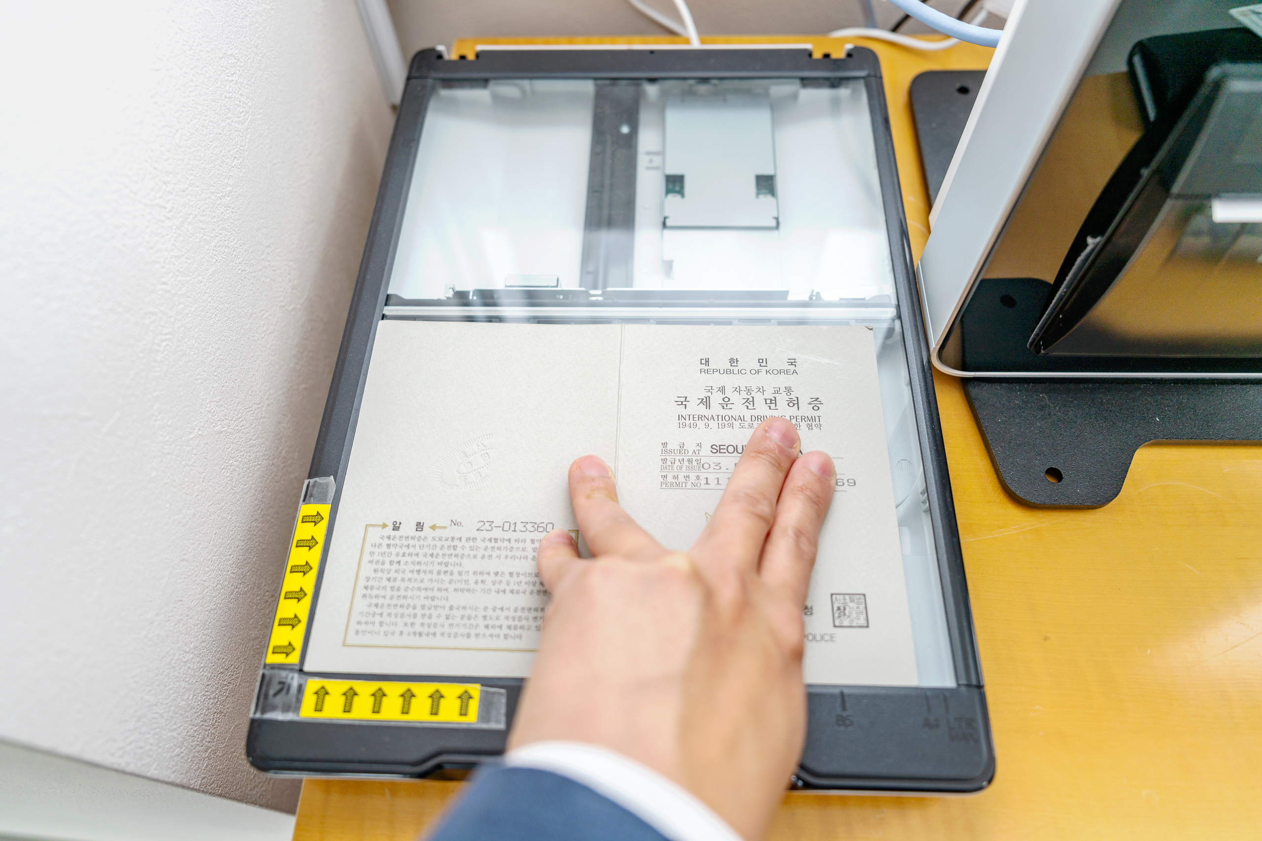 오키나와 렌트카 면허증과 여권 스캔 과정