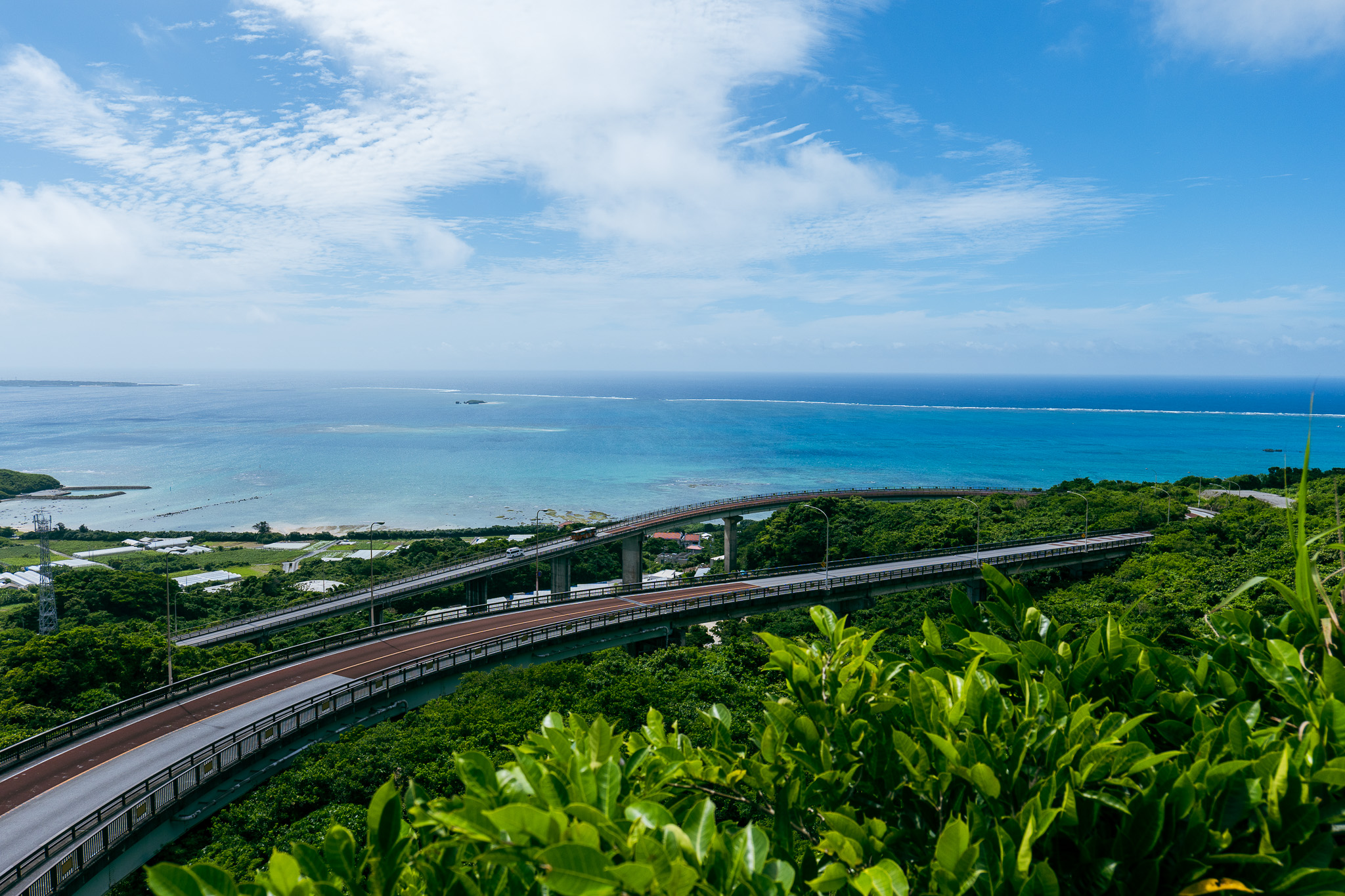 환상의 드라이브 코스: 니라이카나이 다리