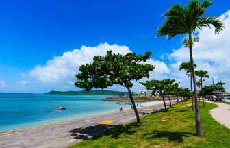 오키나와 해중도로 & 아야하시칸: 바다 위 드라이브 우루마시 여행 코스